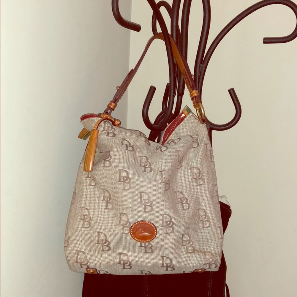 Dooney & Bourke shoulder bag